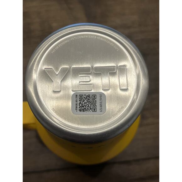 YETI Rambler 30oz Alpine Yellow Limited Edition w/Stronghold Lid - Picture 5 of 6